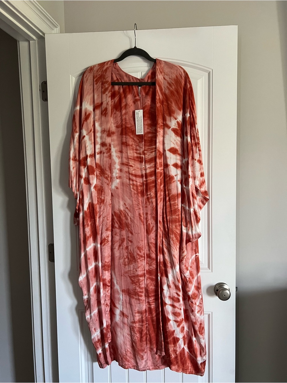Young Fabulous & Broke Rust and White Tie-Dye Kimono